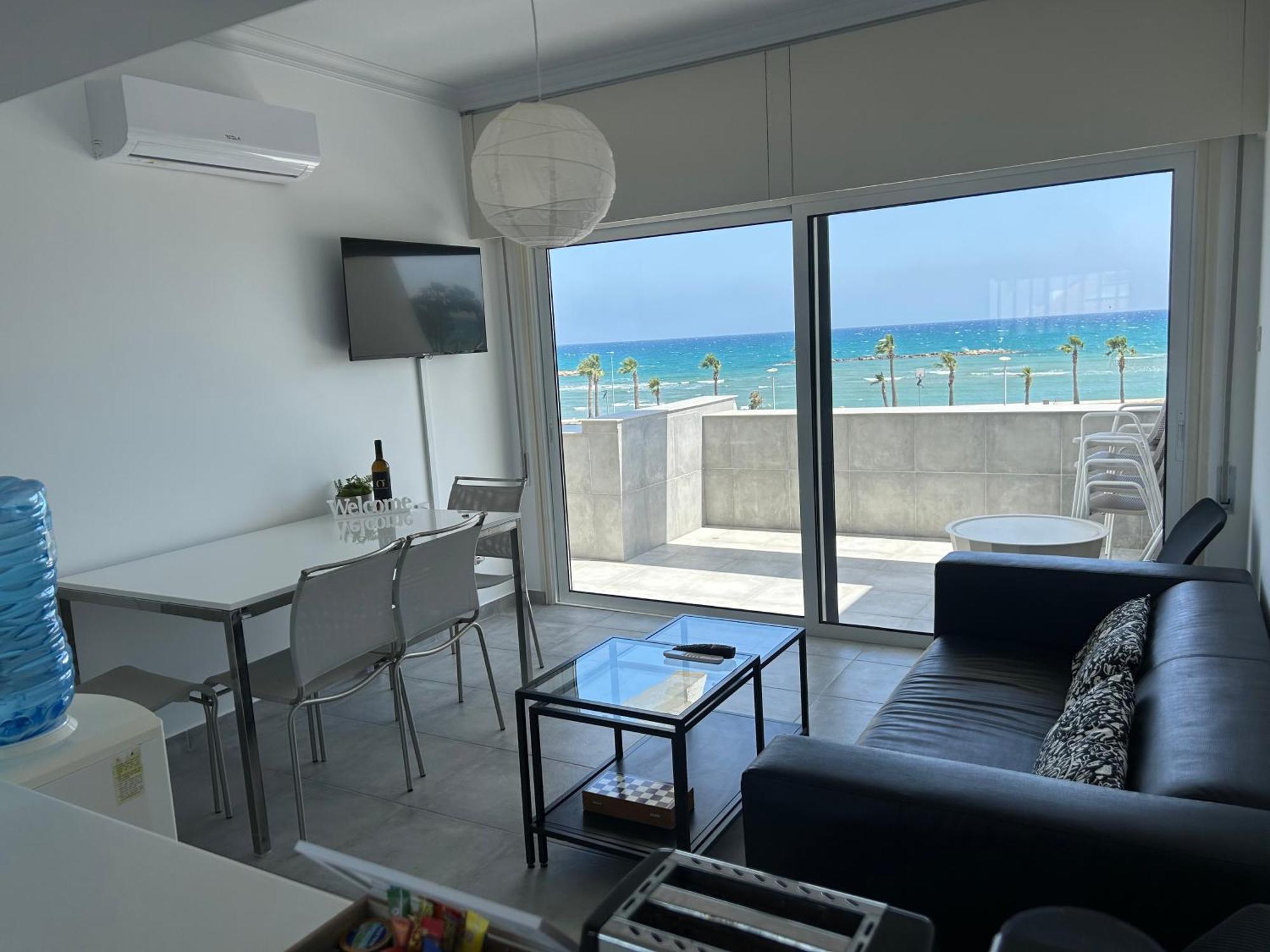 Julie'S Beach House Βορόκλινη Εξωτερικό φωτογραφία